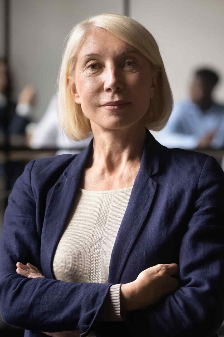 https://gmled.fr/wp-content/uploads/2019/02/team_04-850x1280.jpg