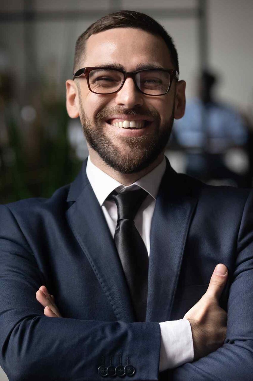 https://gmled.fr/wp-content/uploads/2020/08/team_05-850x1280.jpg